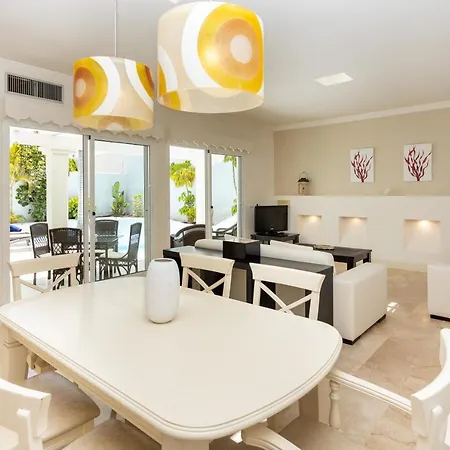 10.3 Villa Corralejo